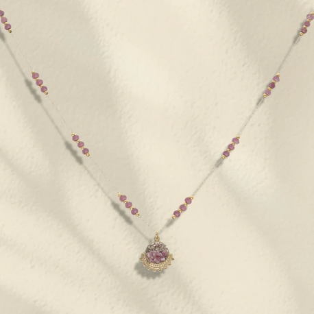 LOETMA Collier Jasmine Grenat.