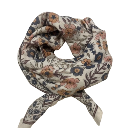 SO FAMILY Foulard Delhi Capri. SO FAMILY Foulard Delhi Capri.