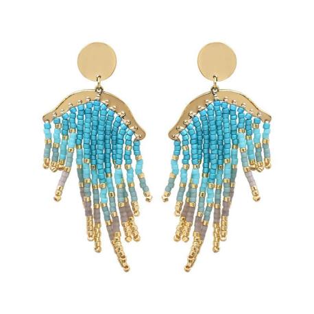 BELLE MAIS PAS QUE Boucles d’oreilles Blue Océan Victoire. BELLE MAIS PAS QUE Boucles d’oreilles Blue Océan Victoire.