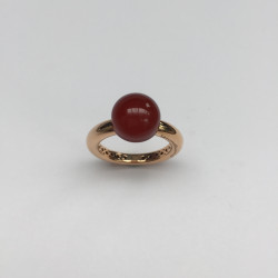 Bague cabochon cornaline en or rose .